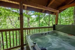 Game Room, Hot Tub, Fire Pit, Close to Skiing - Image 2