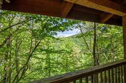 Game Room, Hot Tub, Fire Pit, Close to Skiing - Image 3