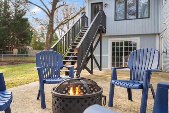 Most Sought After Area, 4-BR, Gym & Fire Pit! - Image 2
